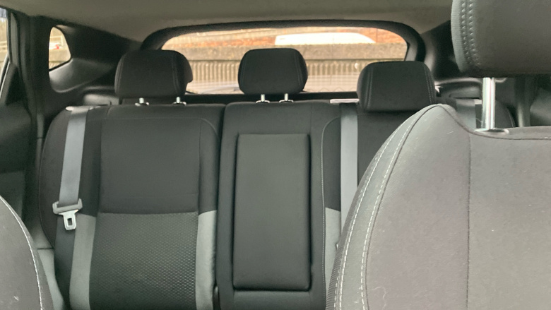 Nissan Qashqai 1.5 dCi N-Connecta 5dr Diesel Hatchback